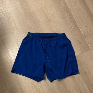 Men’s lululemon lined surge short